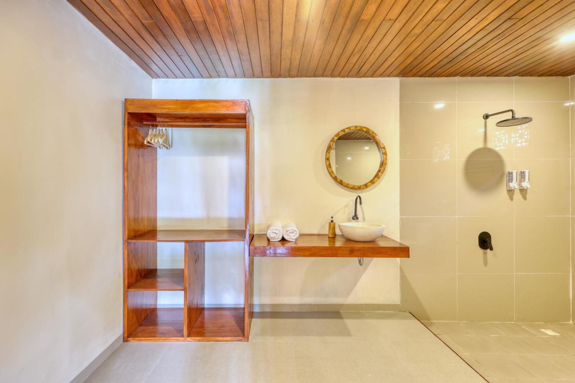Puri Yalus Bungalow Toyapakeh Bilik gambar